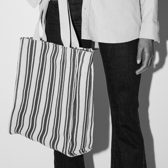 NWT. Zara 100% Cotton Beige/Green Fabric Shopper Bag. - Picture 6 of 10